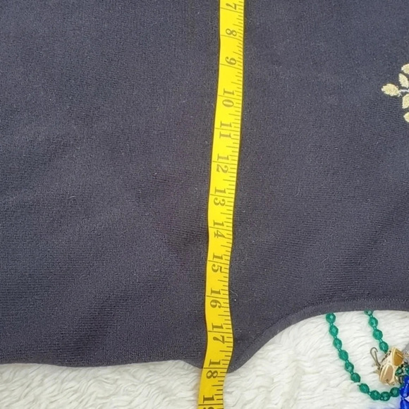 Vintage Gold Leaf embroidery Sweater Set M - Picture 7 of 10